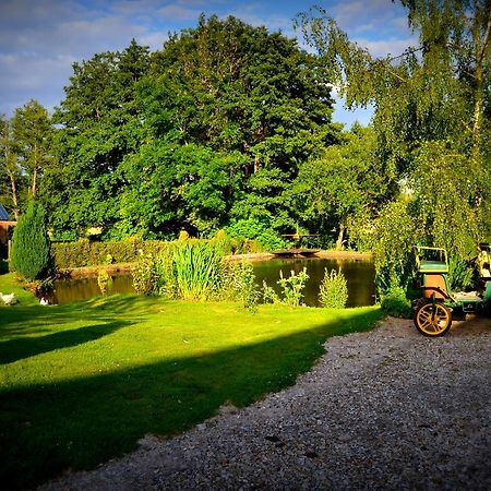 Au Mesnil Le Bas Bray Bed & Breakfast Bures-en-Bray Exterior foto